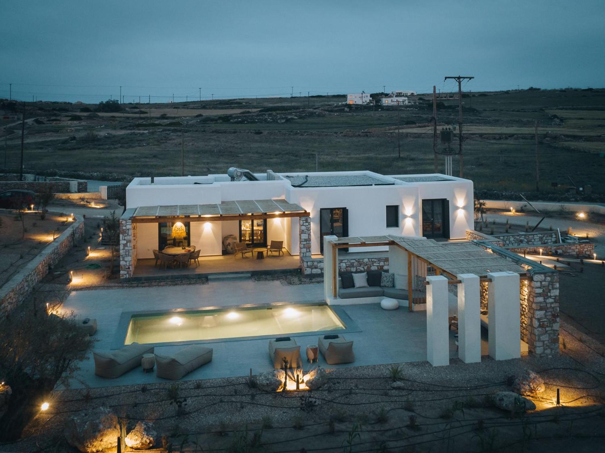Kosmitis Suites & Villas Náousa Rum bild